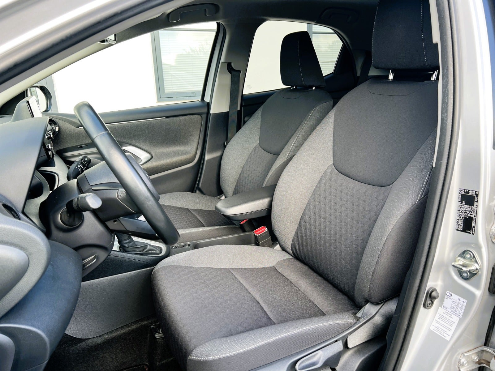 Billede af Toyota Yaris 1,5 Hybrid H3 Smart Design e-CVT