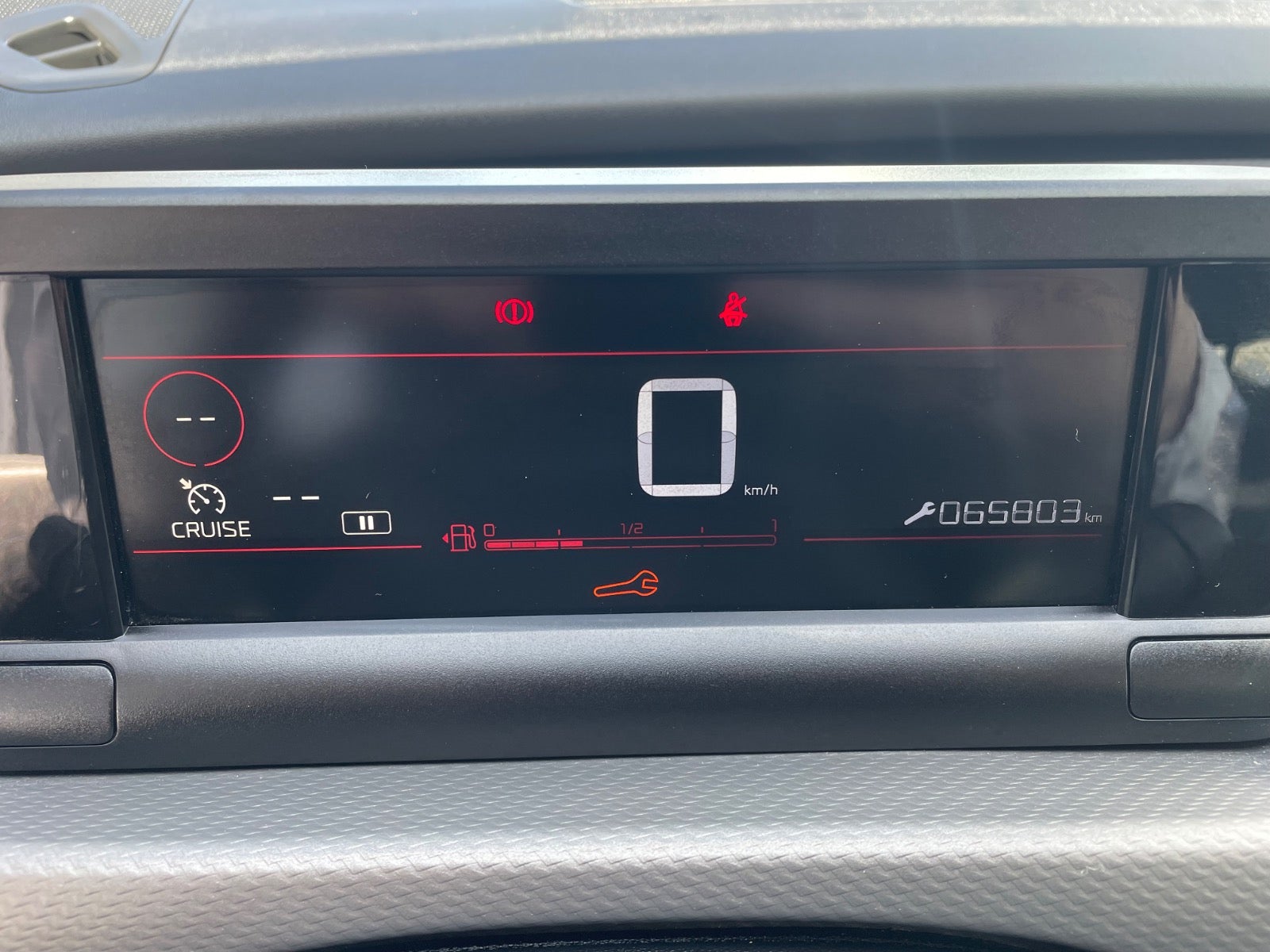 Billede af Citroën C4 Cactus 1,6 BlueHDi 100 SkyLine