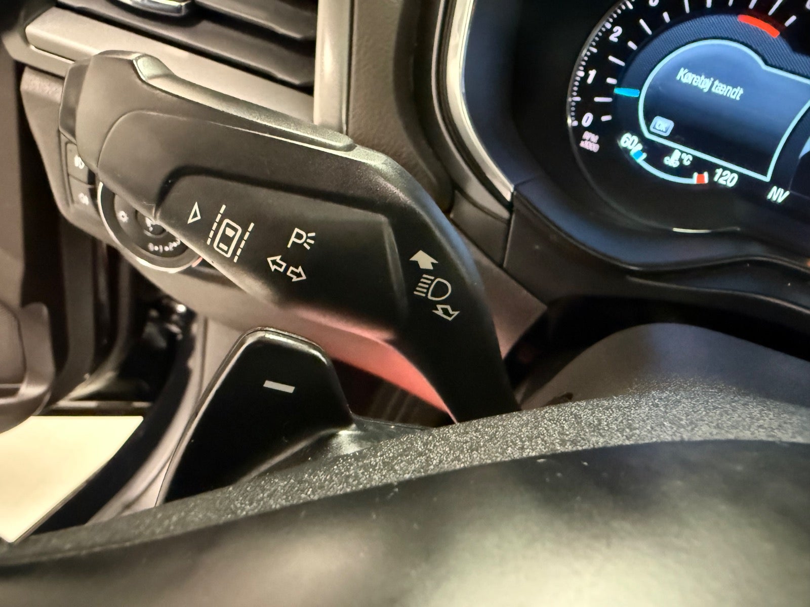 Billede af Ford Mondeo 2,0 TDCi 180 Titanium stc. aut.