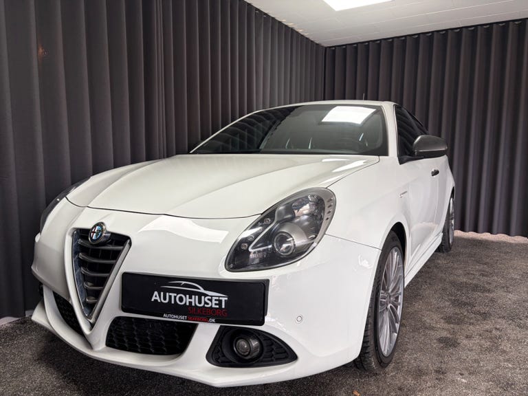 Alfa Romeo Giulietta TBi Quadrifoglio Verde TCT