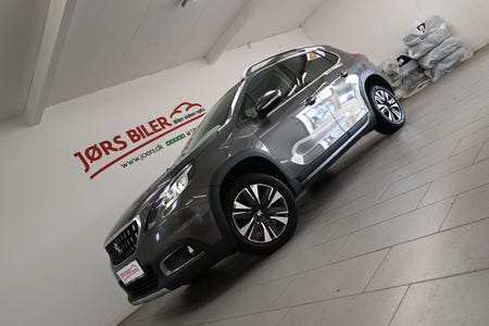 Peugeot 2008 PureTech 82 Selection Sky