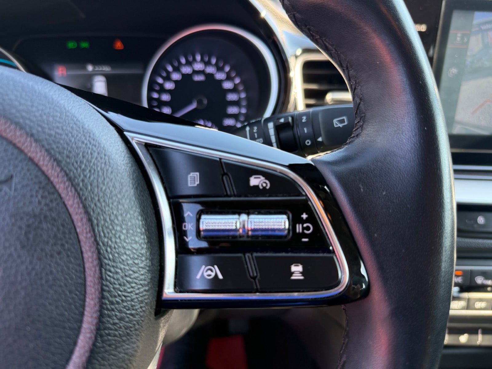 Billede af Kia Ceed 1,6 PHEV Prestige SW DCT