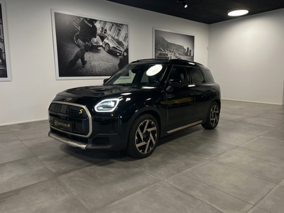 MINI Countryman SE  Favoured Trim XL ALL4 5d