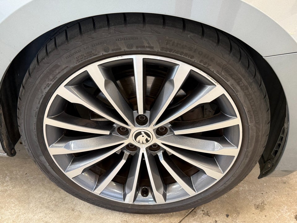 Skoda Superb, Billede 3