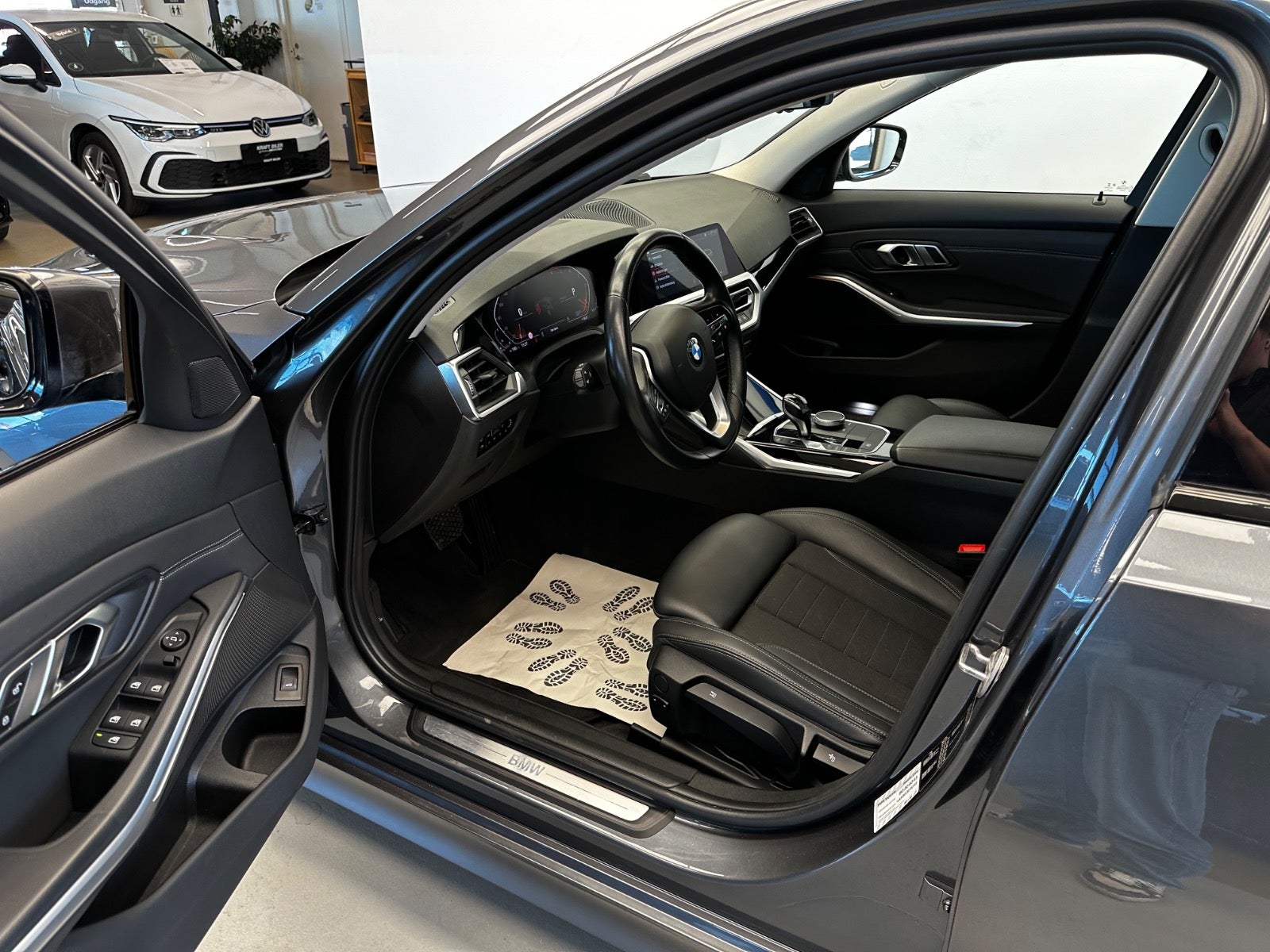 Billede af BMW 320d 2,0 Touring Sport Line aut.