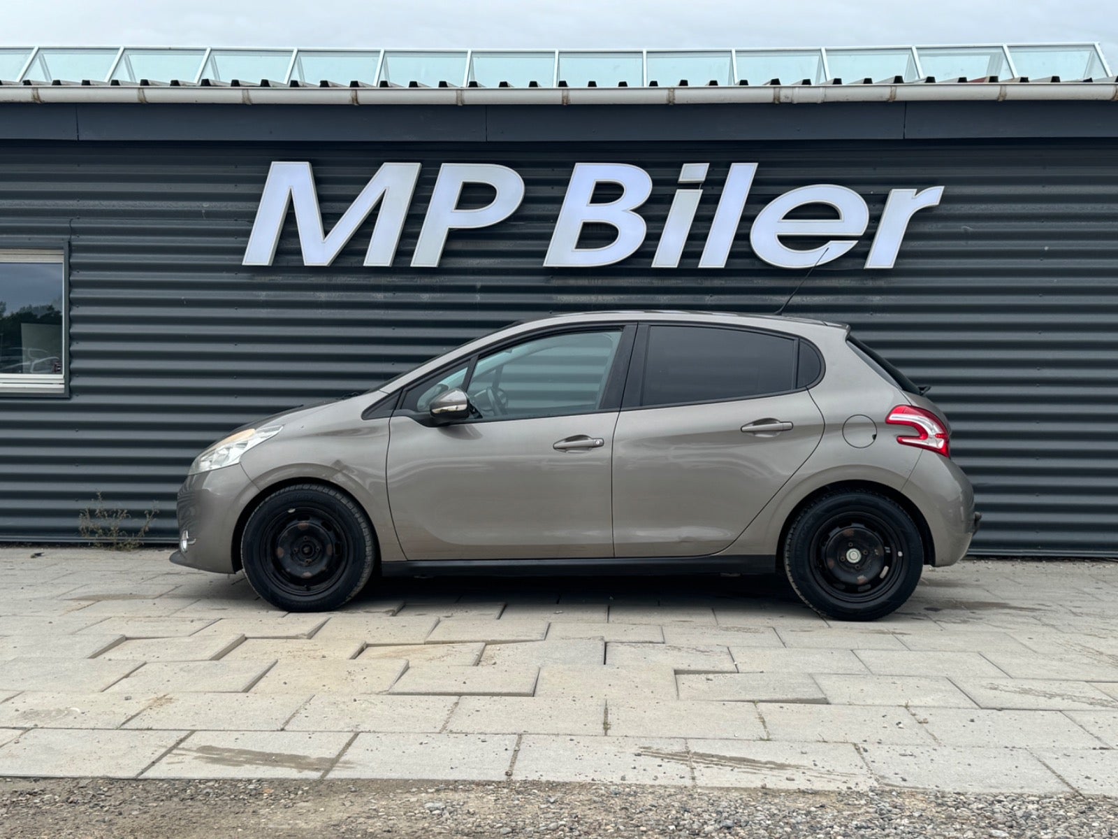 Billede af Peugeot 208 1,6 e-HDi 92 Active