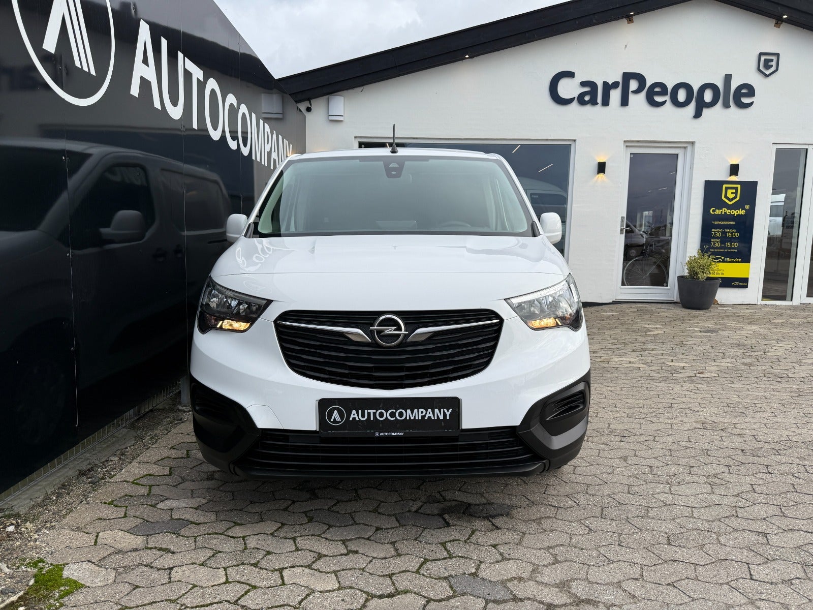 Opel Combo D 102 Enjoy L2V2