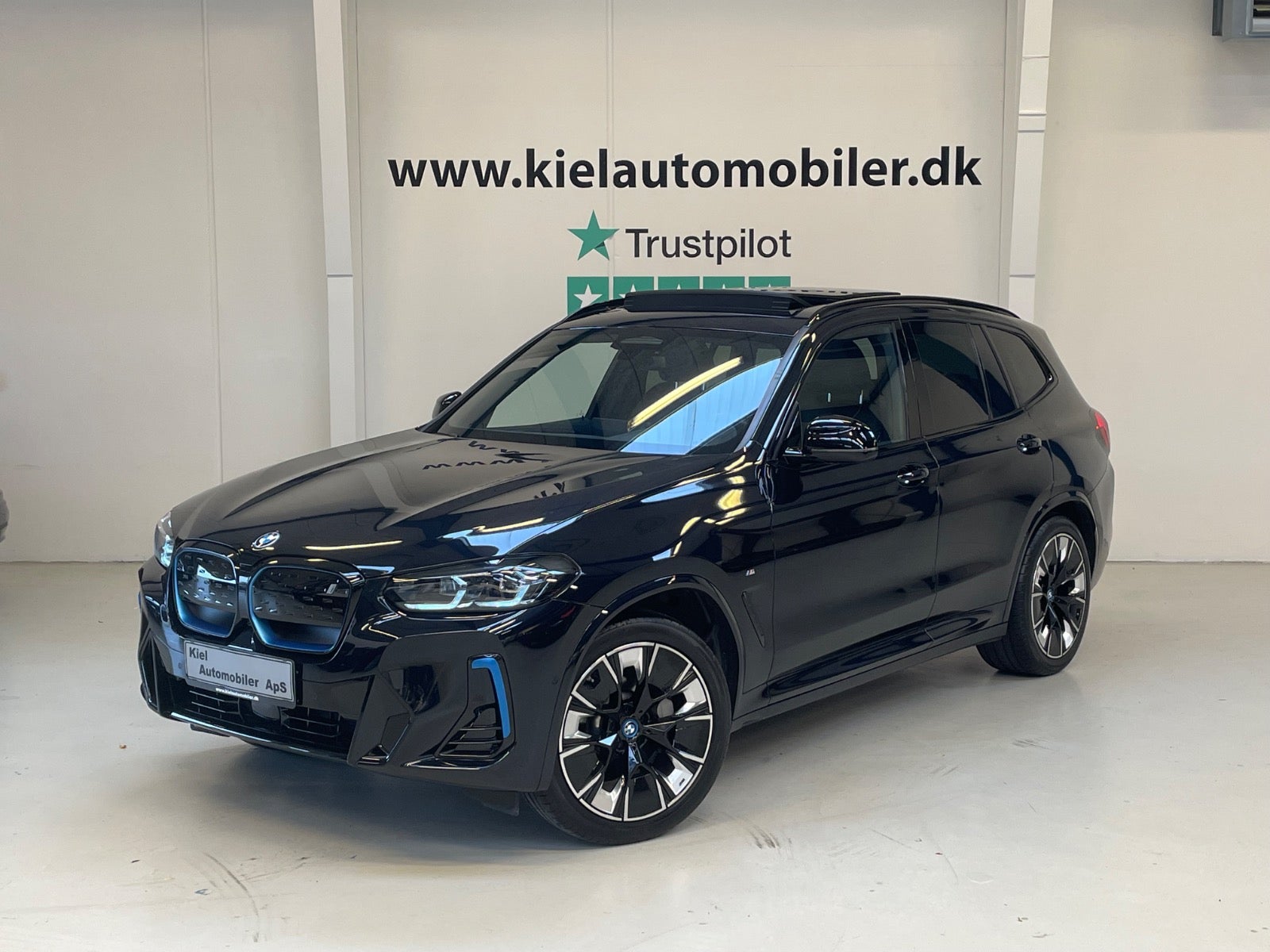 BMW iX3 Charged M-Sport