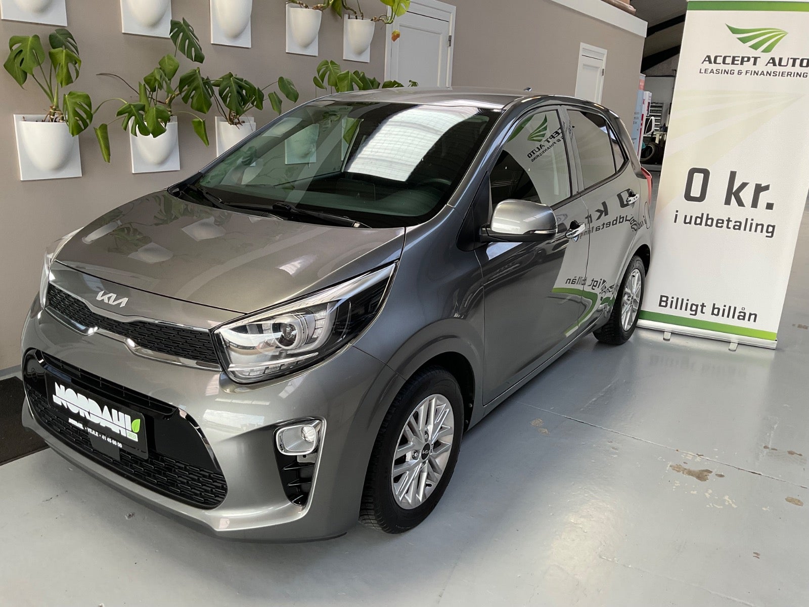 Kia Picanto 1,0 Prestige Upgrade 5d - 1