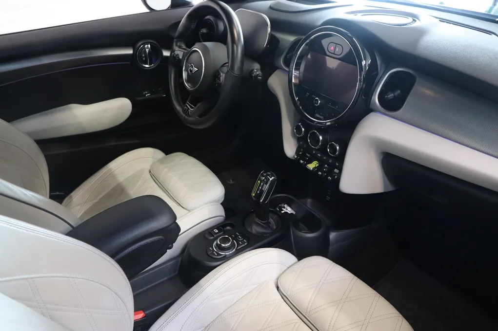 MINI Cooper SE Yours Trim