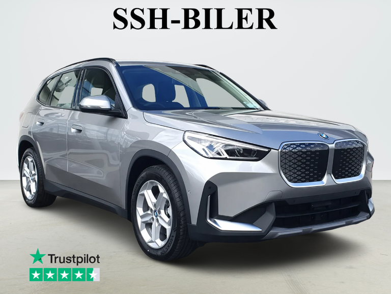 BMW iX1 eDrive20 X-Line