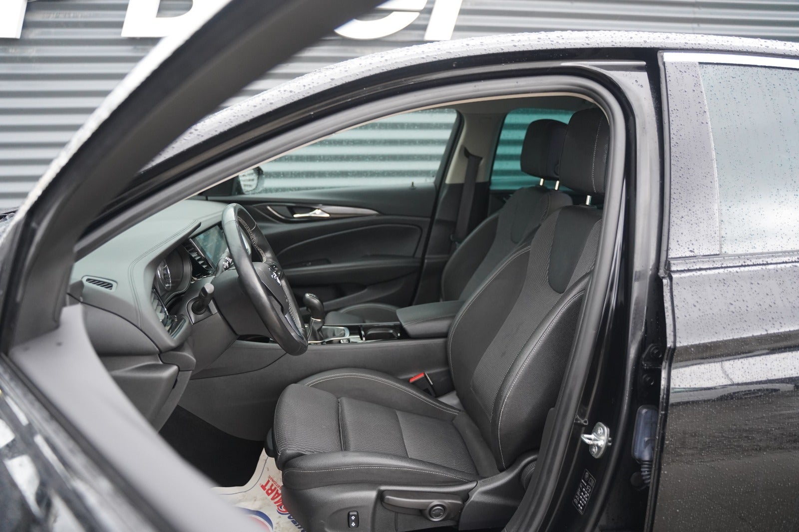 Billede af Opel Insignia 1,5 T 165 Impress Grand Sport