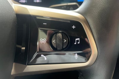 BMW iX xDrive40 Supercharged