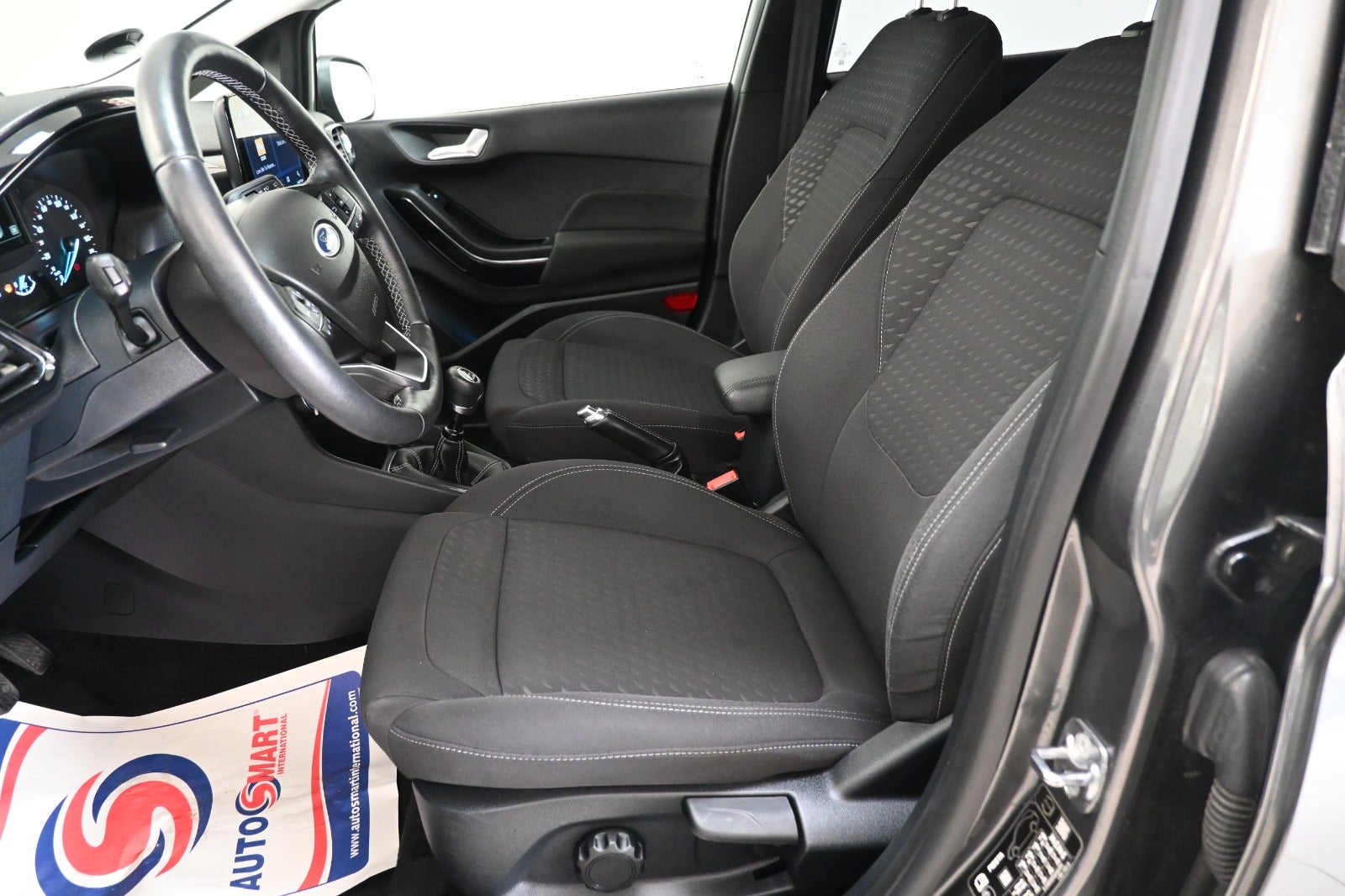 Ford Fiesta EcoBoost mHEV Titanium