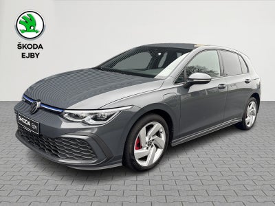 VW Golf VIII 1,4 GTE DSG 5d