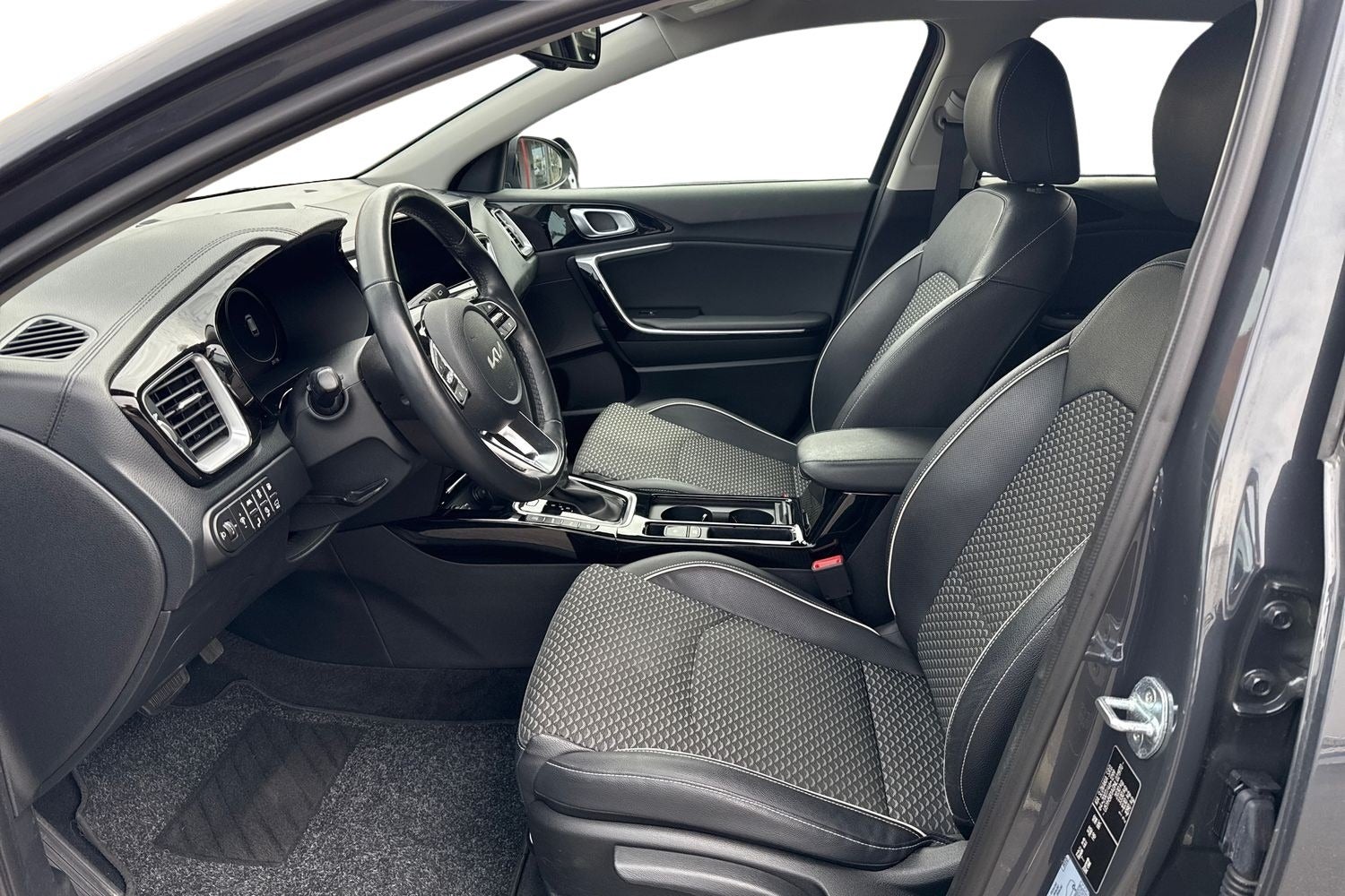 Billede af Kia Ceed 1,6 PHEV Prestige SW DCT