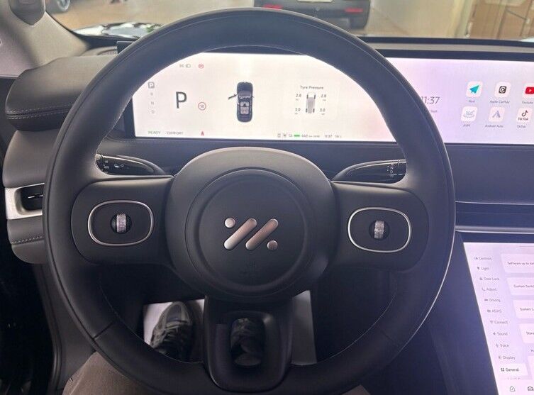 MG IM6 Performance AWD