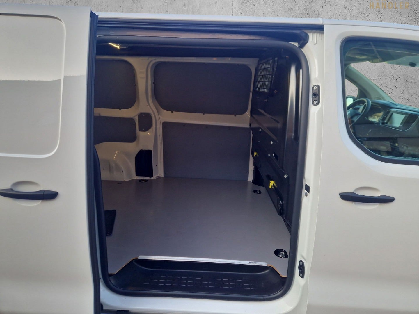 Billede af Citroën Jumpy 2,0 BlueHDi 122 L2 FleetLine