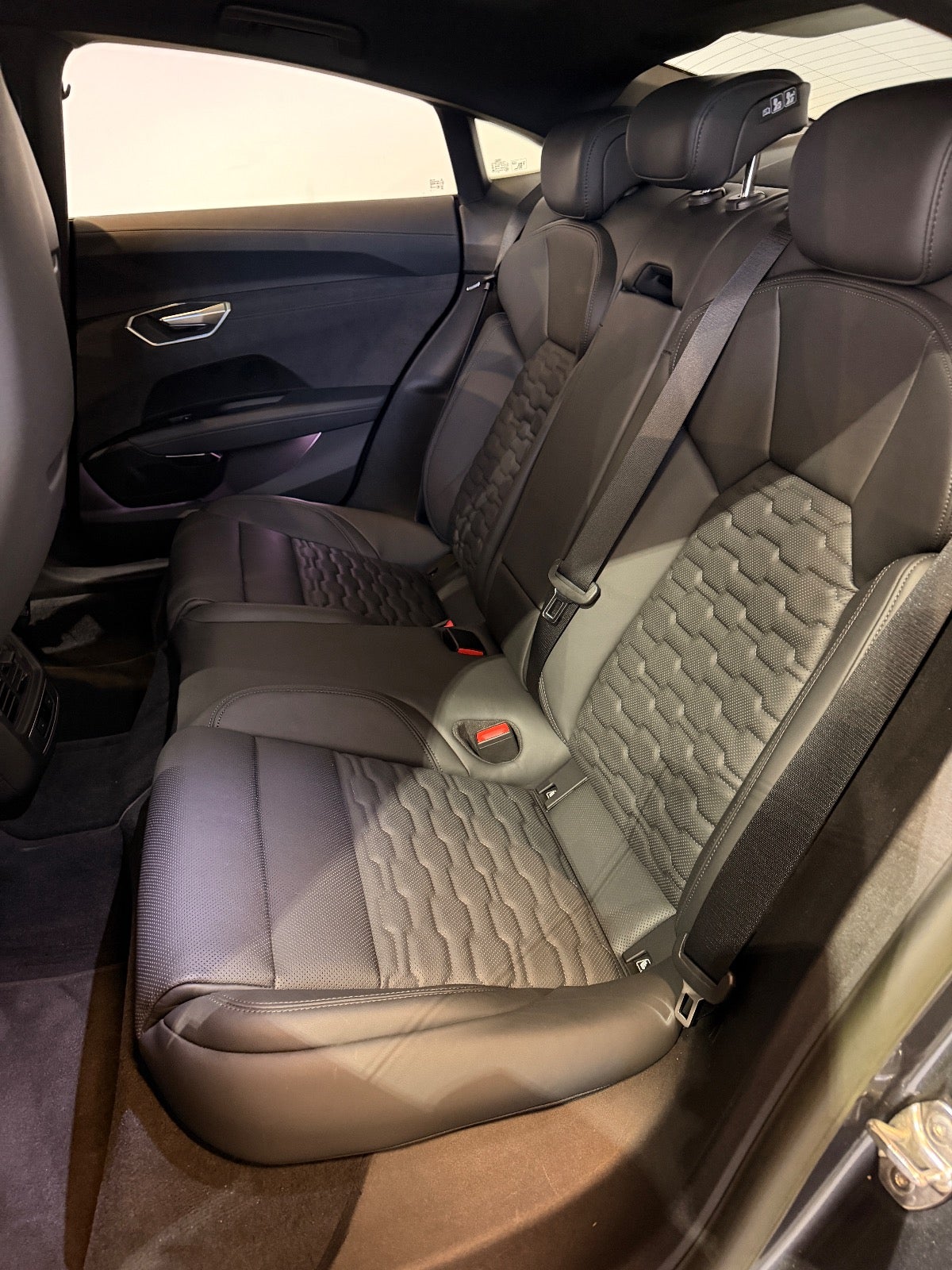 Audi e-tron GT quattro