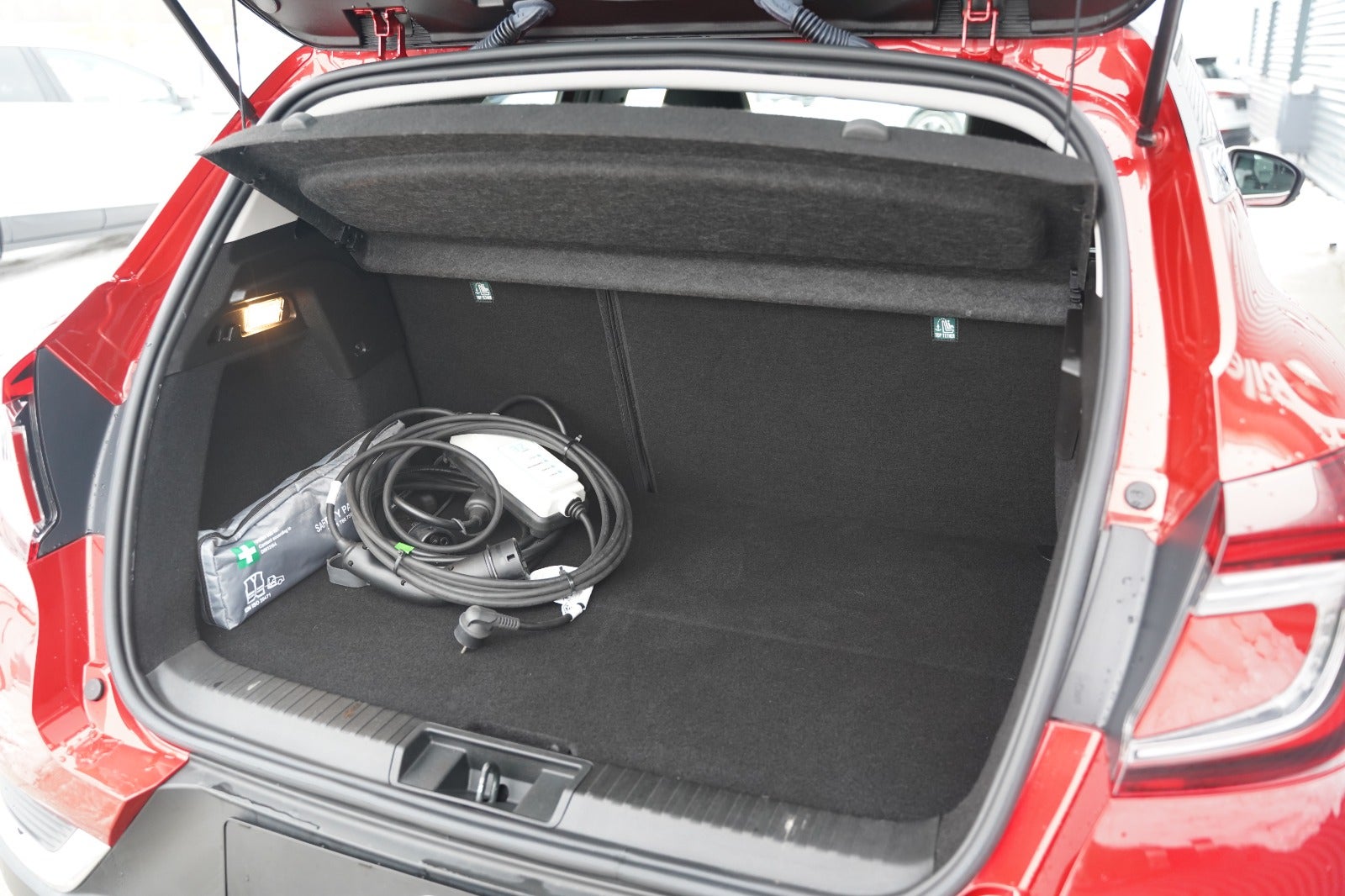 Billede af Renault Captur 1,6 E-Tech Intens