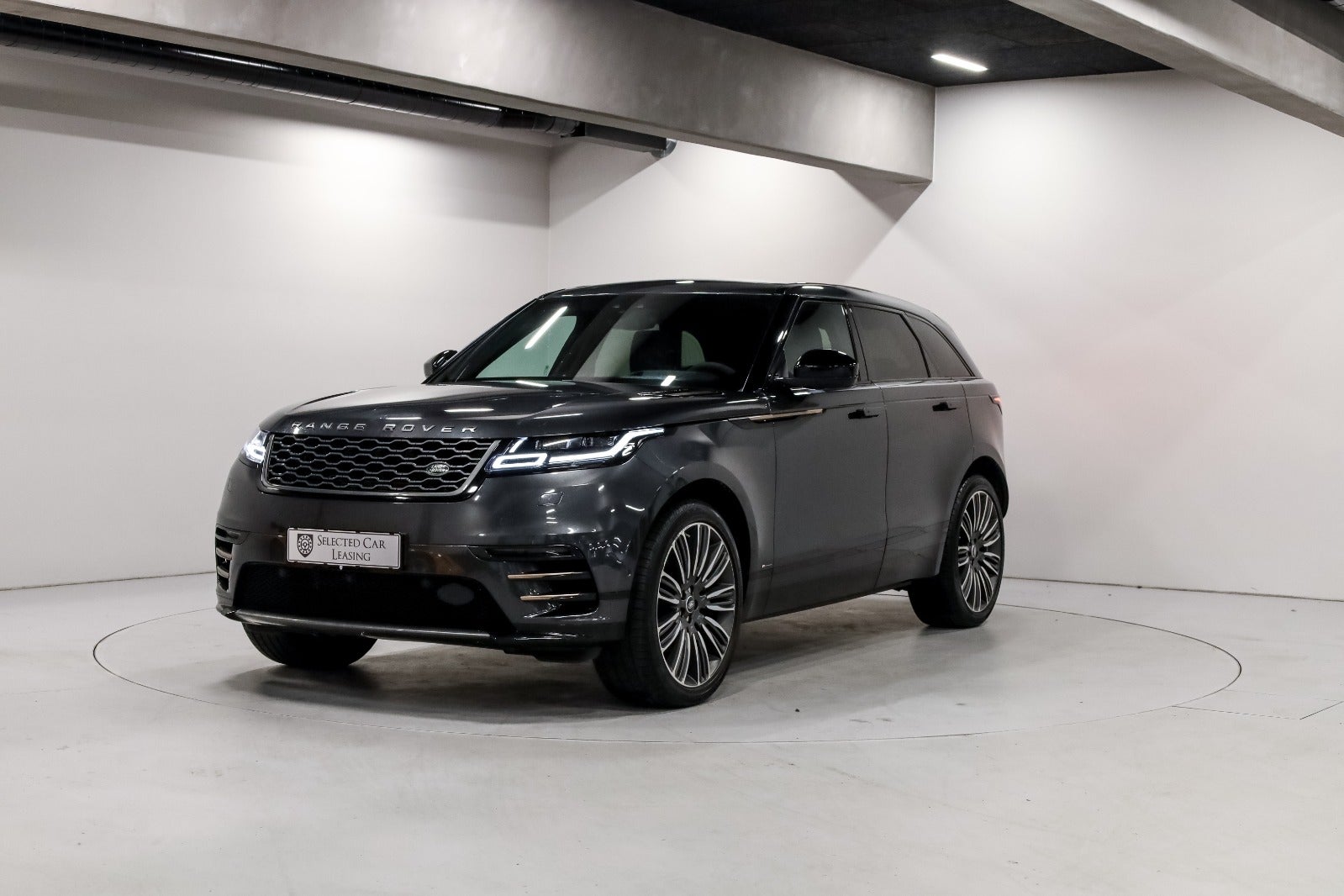 Land Rover Range Rover Velar 3,0 P380 R-Dynamic SE aut. Van