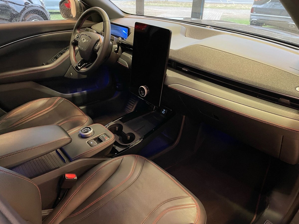 Ford Mustang Mach-E Premium Standard Range AWD billede 5