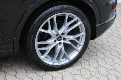 Audi Q4 e-tron S-line