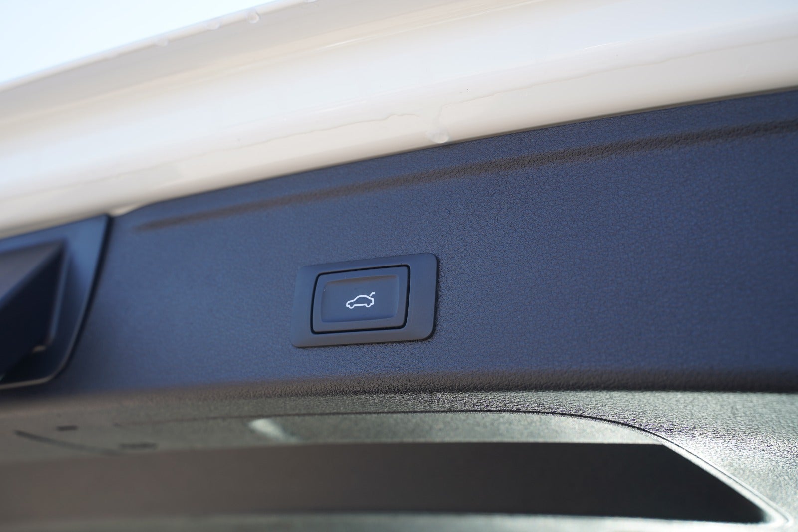 Billede af Audi A4 40 TFSi Advanced Avant S-tr.