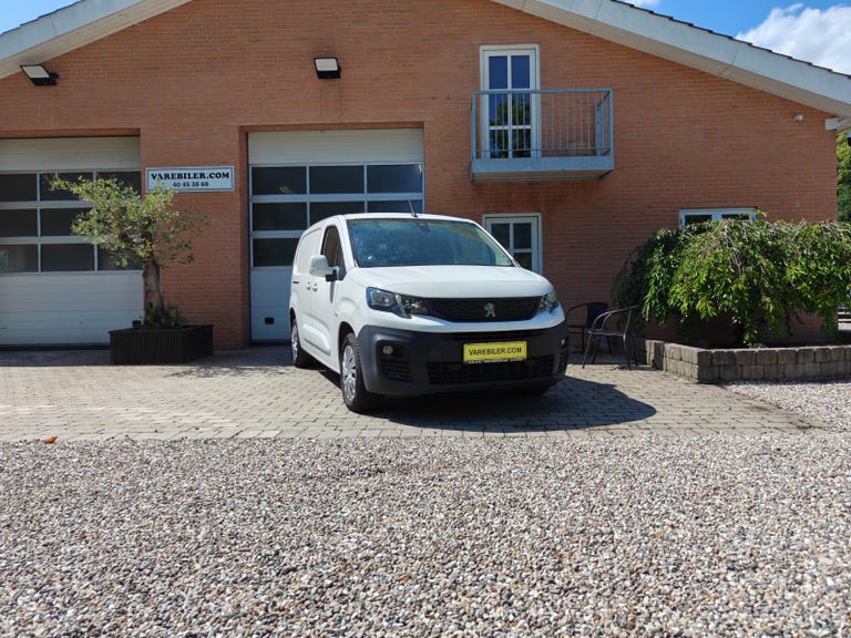 Peugeot Partner BlueHDi 100 L1V1 Ultimate Van