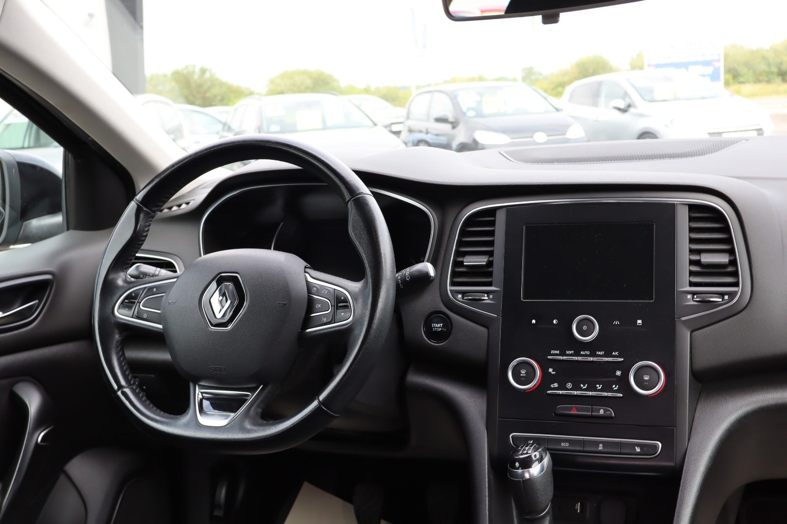 Billede af Renault Megane IV 1,2 TCe 100 Zen Sport Tourer