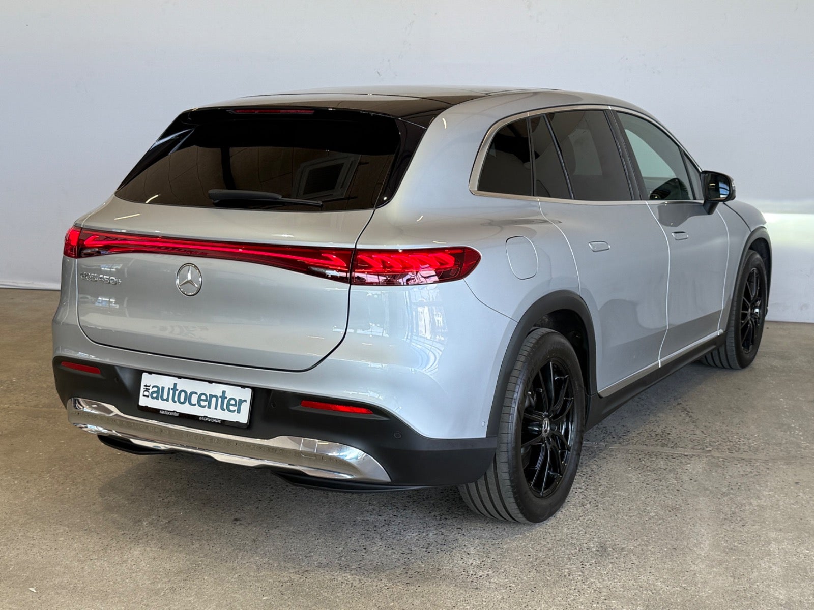 Mercedes EQS450+ SUV