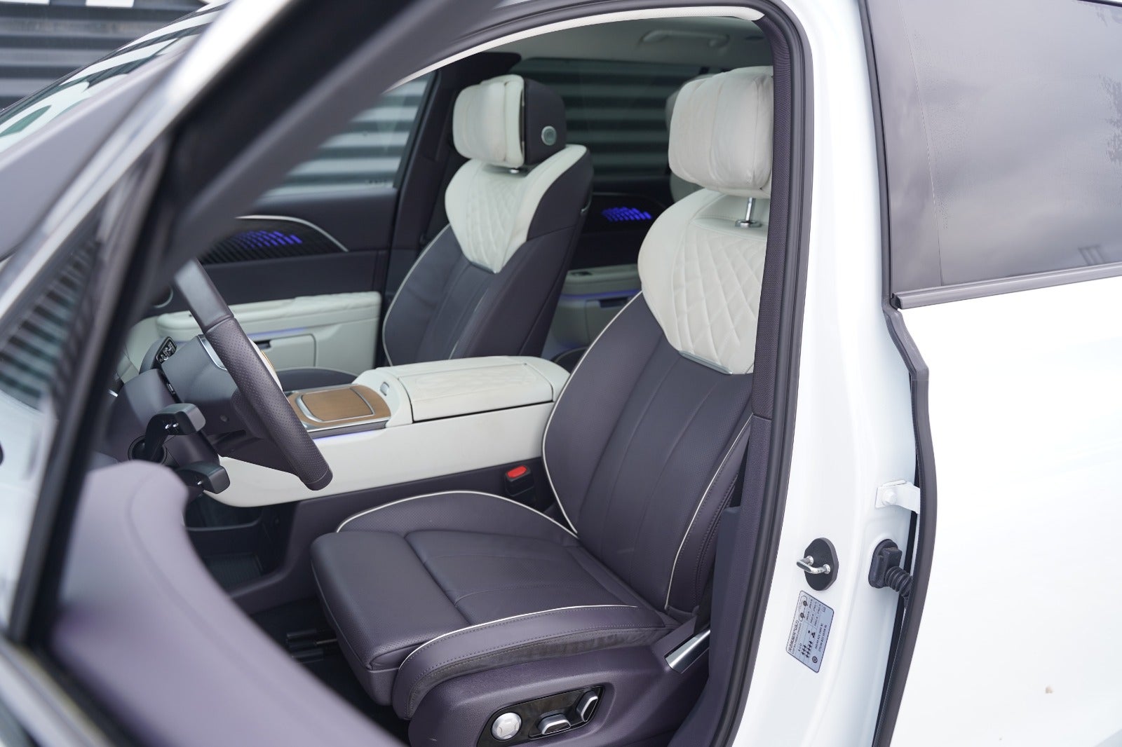 Billede af Hongqi E-HS9 99 Exclusive