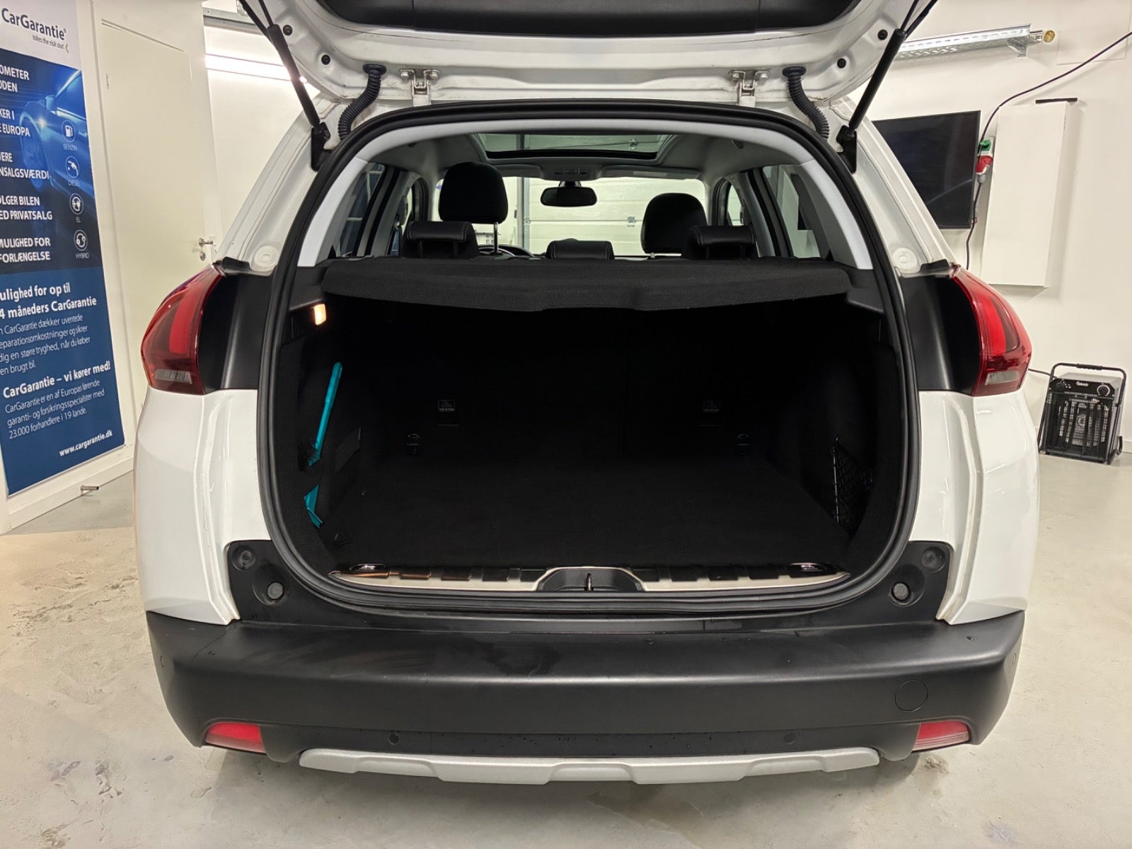 Billede af Peugeot 2008 1,2 e-THP 110 Desire Sky