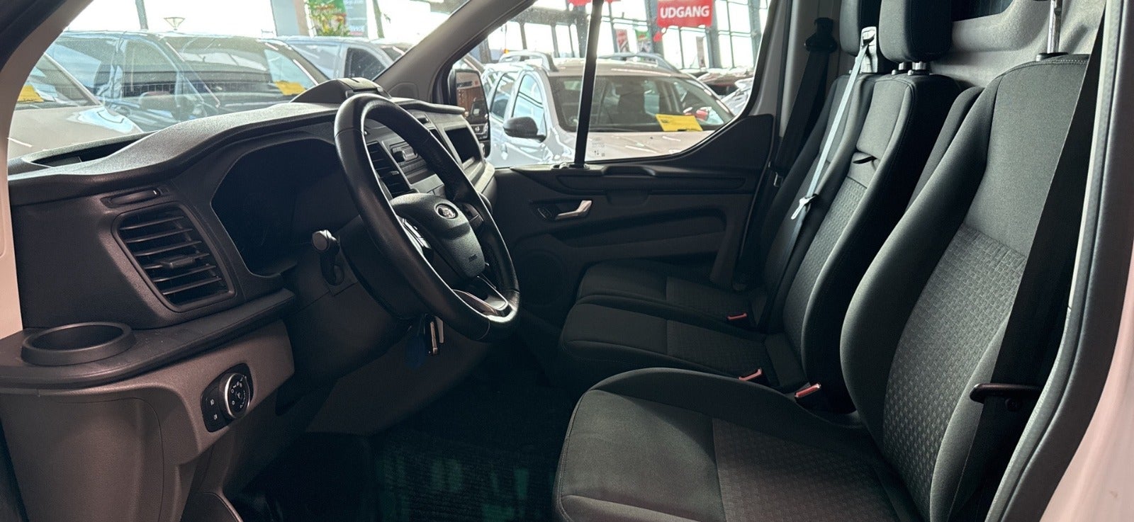 Billede af Ford Transit Custom 320S 2,0 TDCi 130 Trend aut.