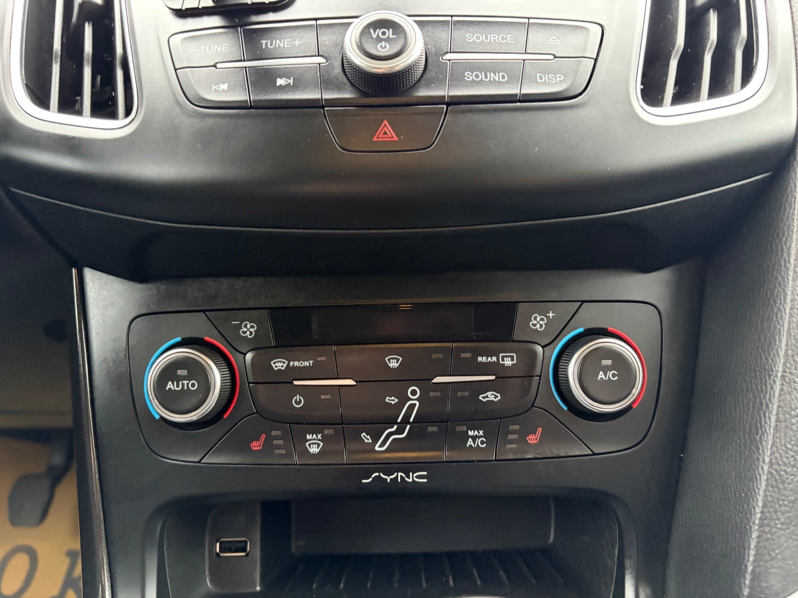 Ford Focus SCTi 100 Titanium stc.