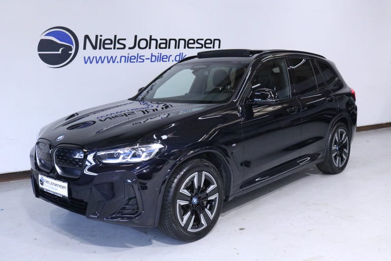 BMW iX3 Charged M-Sport