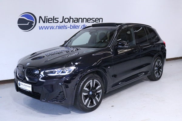 BMW iX3 Charged M-Sport