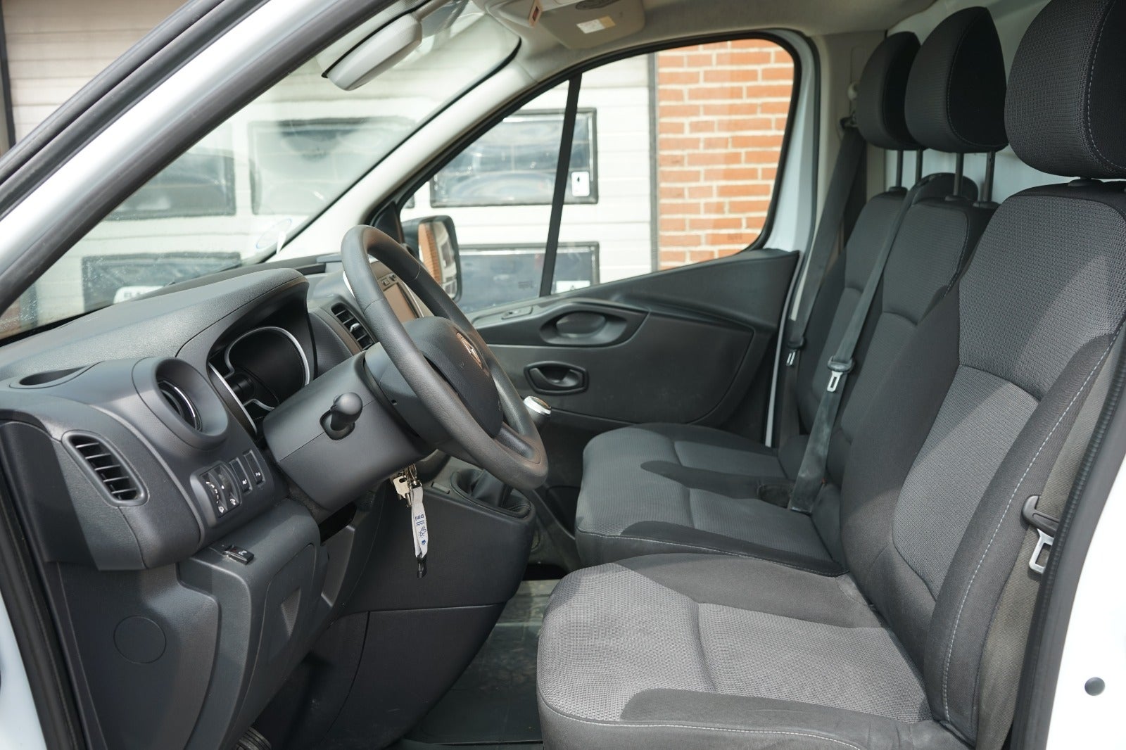 Billede af Renault Trafic T29 2,0 dCi 145 L2H2