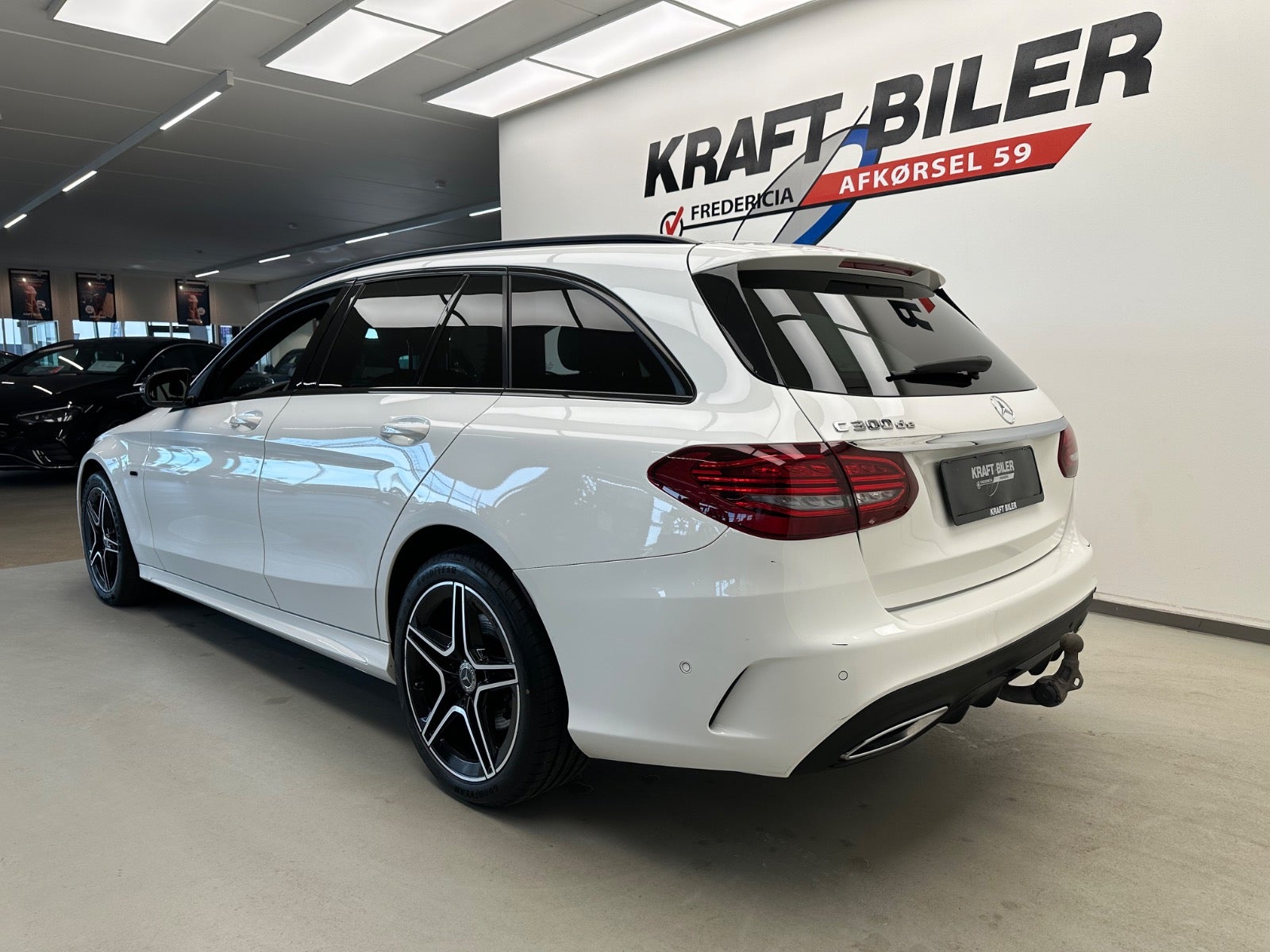 Billede af Mercedes C300 de 2,0 AMG Line stc. aut.