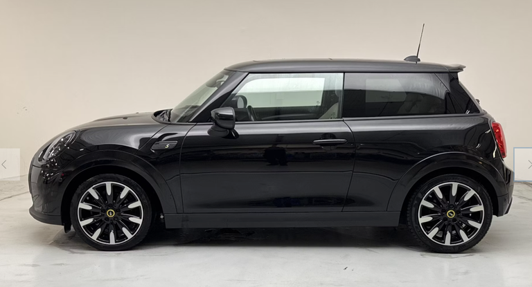MINI Cooper SE Camden Edition
