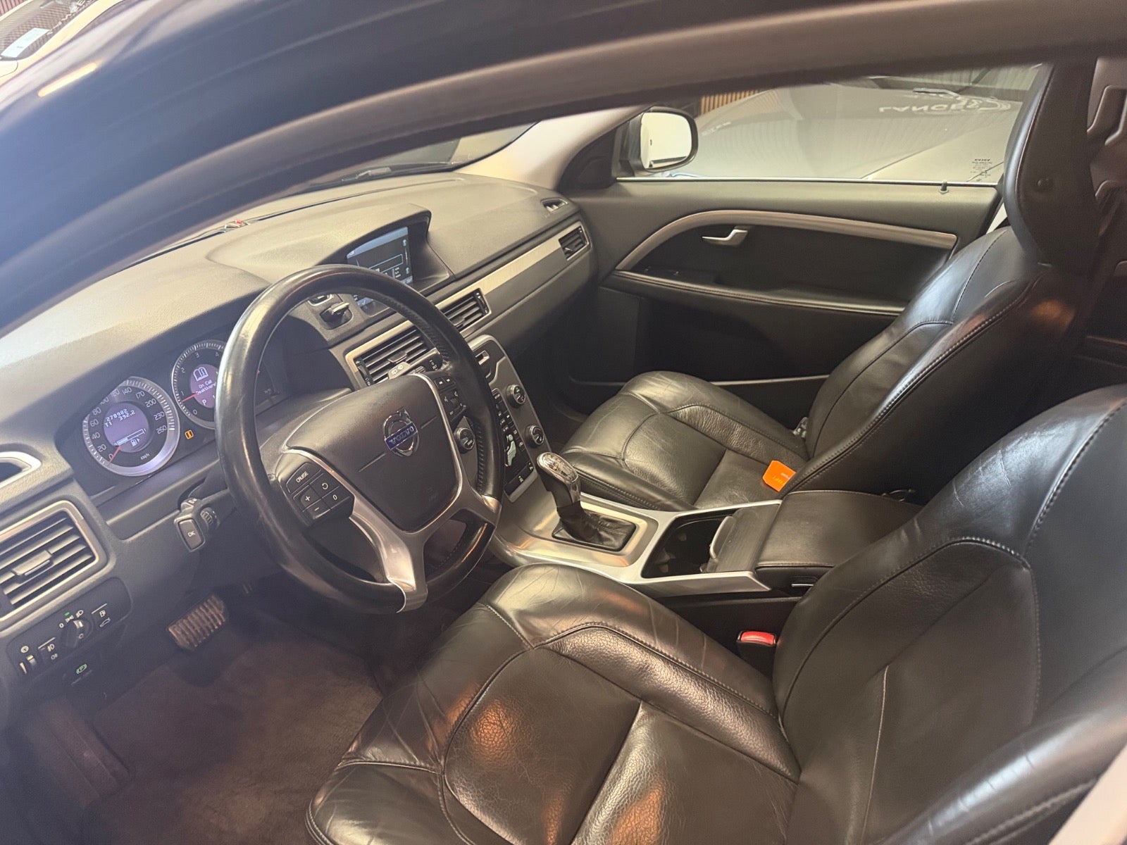 Volvo V70 D4 163 Momentum aut. - billede 9