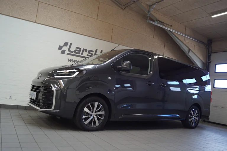 Toyota ProAce Verso Long Family