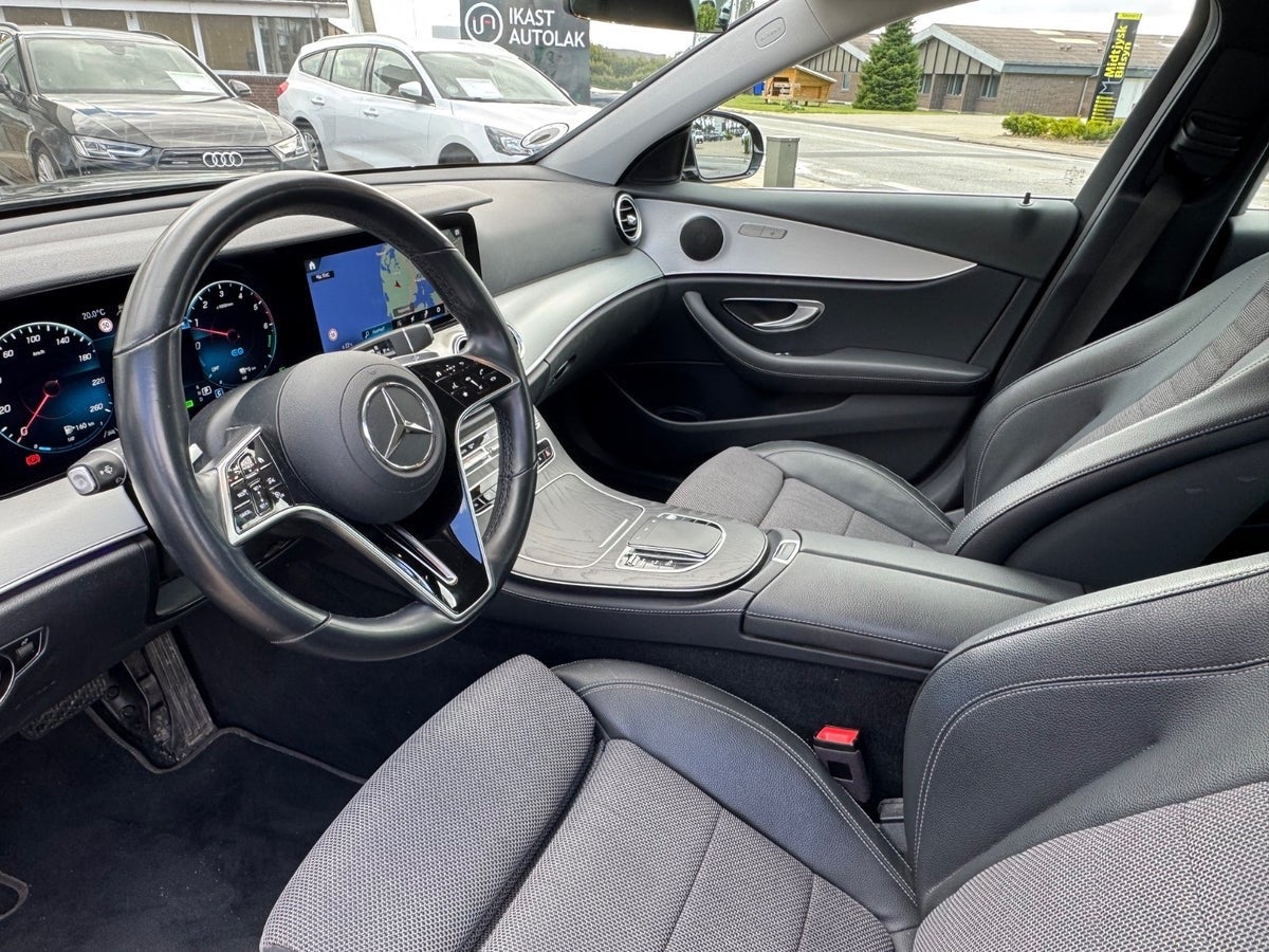 Mercedes E300 de Avantgarde aut. 4Matic