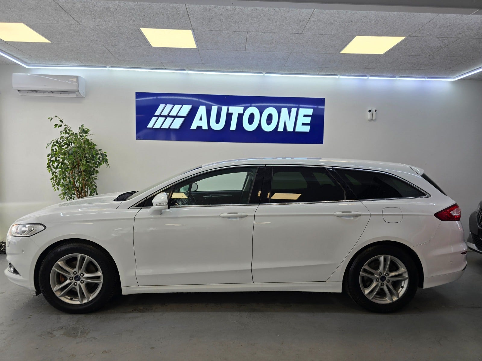 Billede af Ford Mondeo 1,5 EcoBoost Titanium stc. aut.