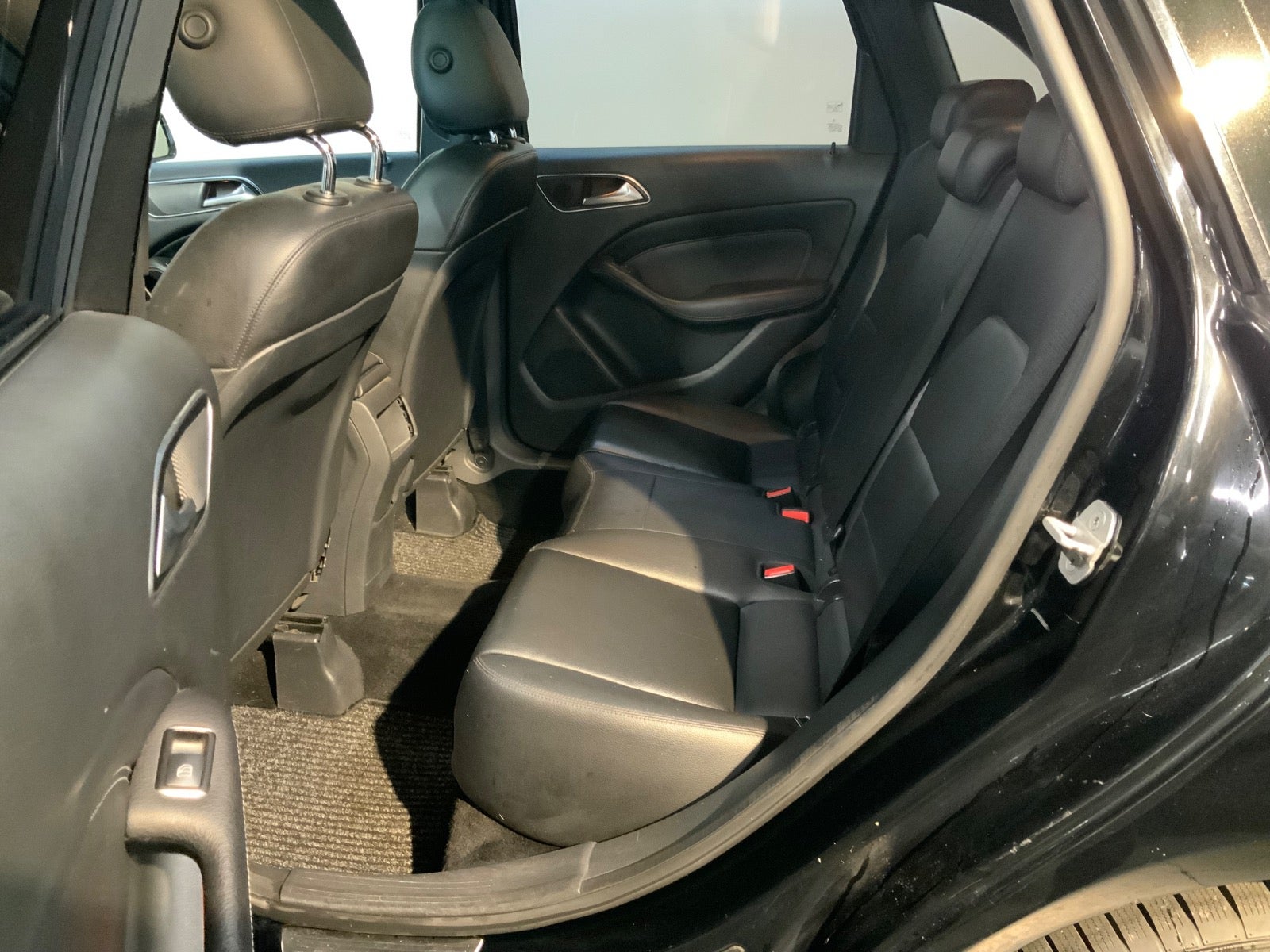 Mercedes-Benz B 200 (7/8)