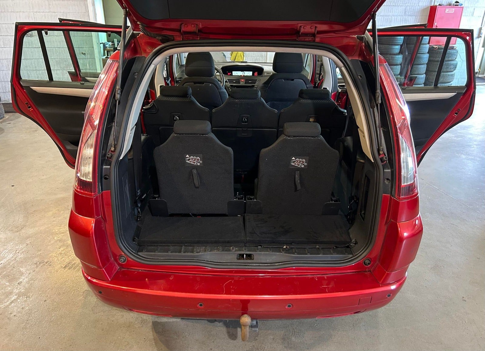 Billede af Citroën Grand C4 Picasso 1,6 e-HDi 112 Business E6G 7prs