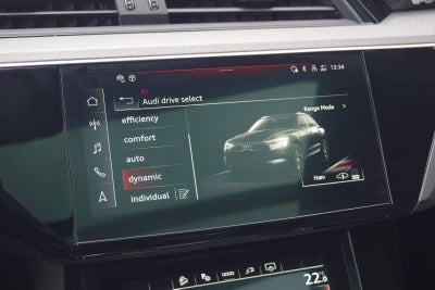 Audi e-tron Black Edition S-line quattro