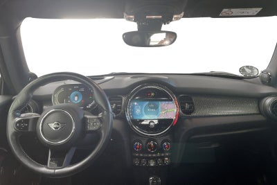 MINI Cooper SE Experience