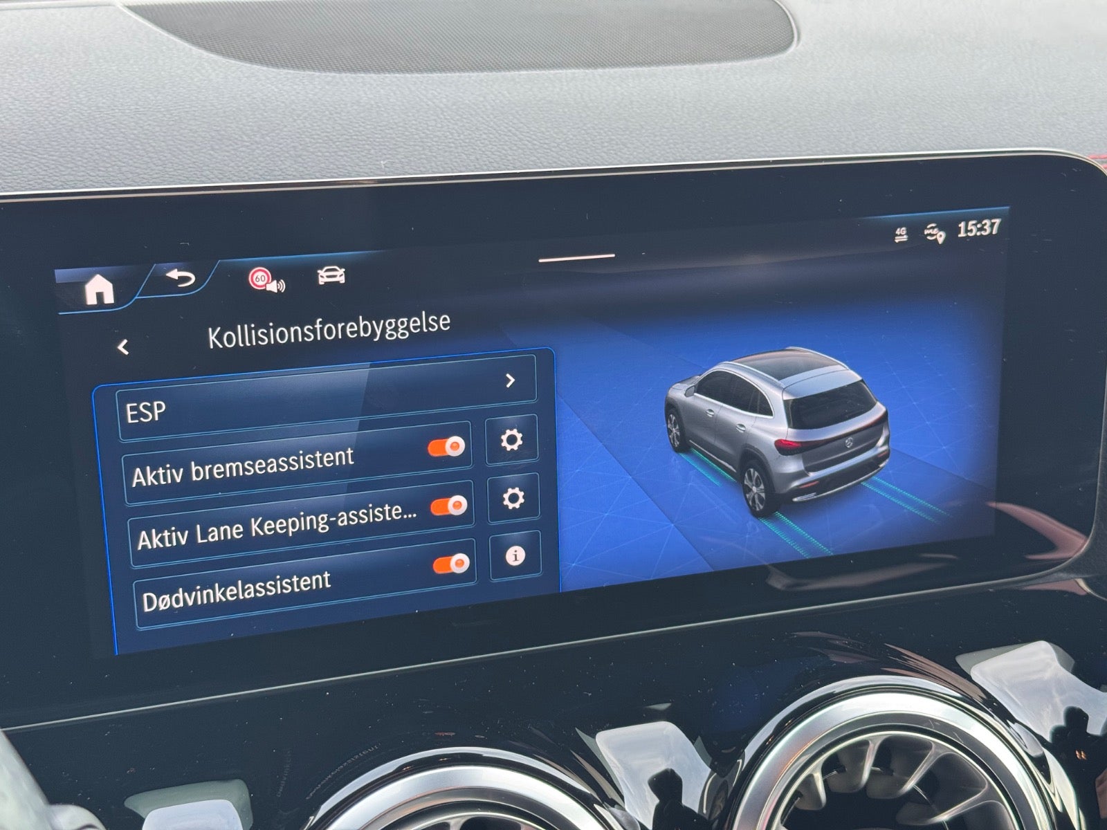 Billede af Mercedes EQA300  AMG Line 4Matic