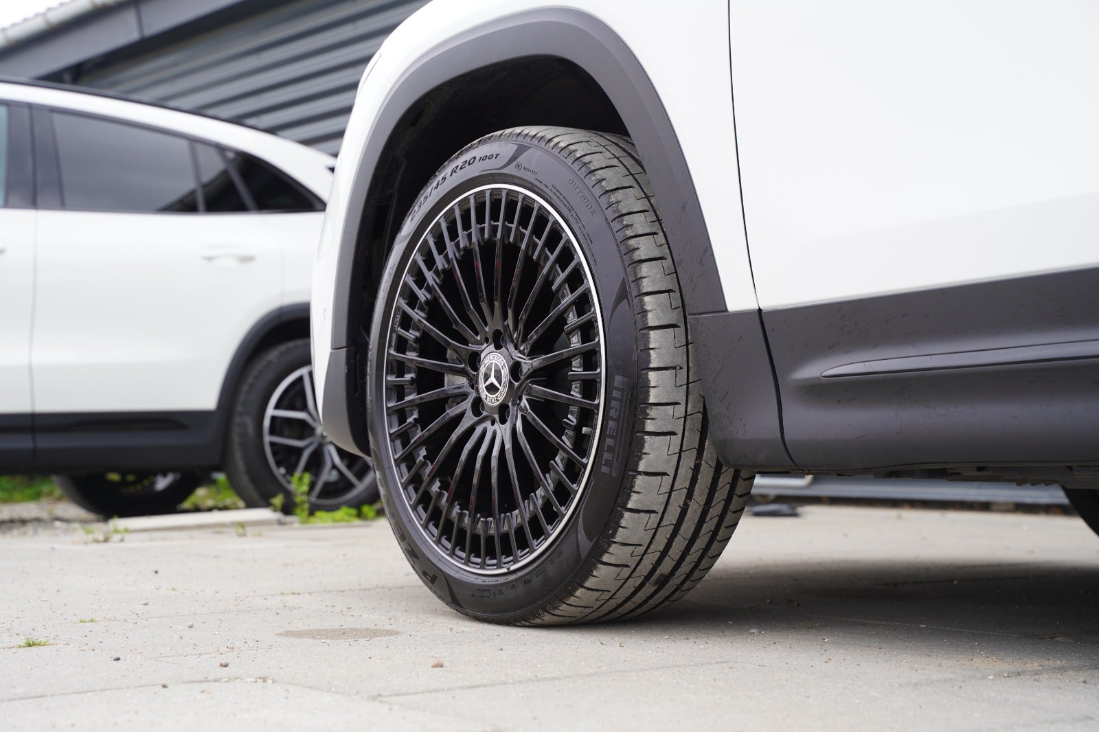 Billede af Mercedes EQB300  AMG Line 4Matic